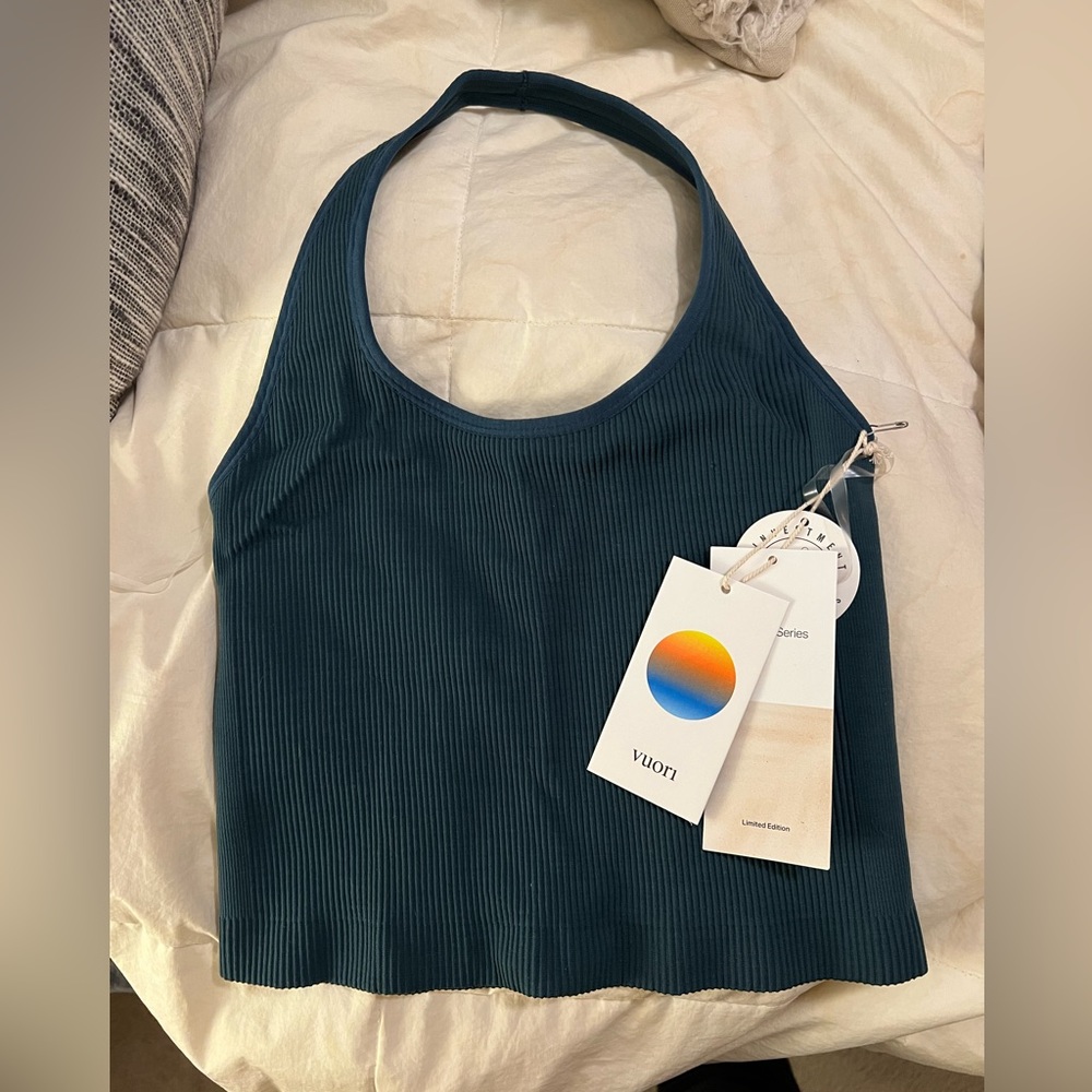 Vuori Simplicity Halter